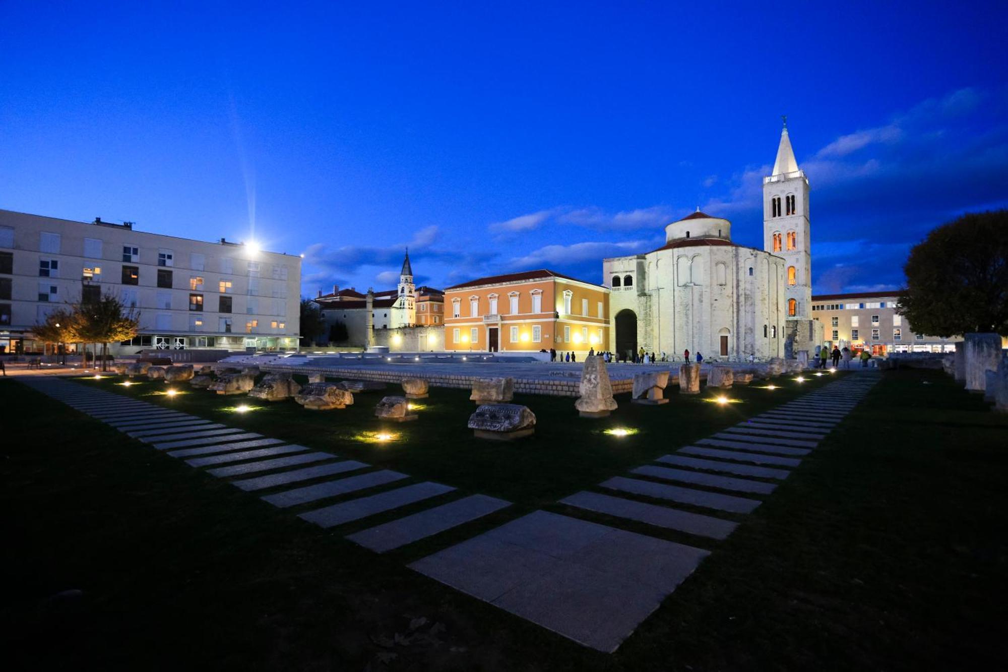 Family Apartments Zadar - Ryanair Exclusive מראה חיצוני תמונה