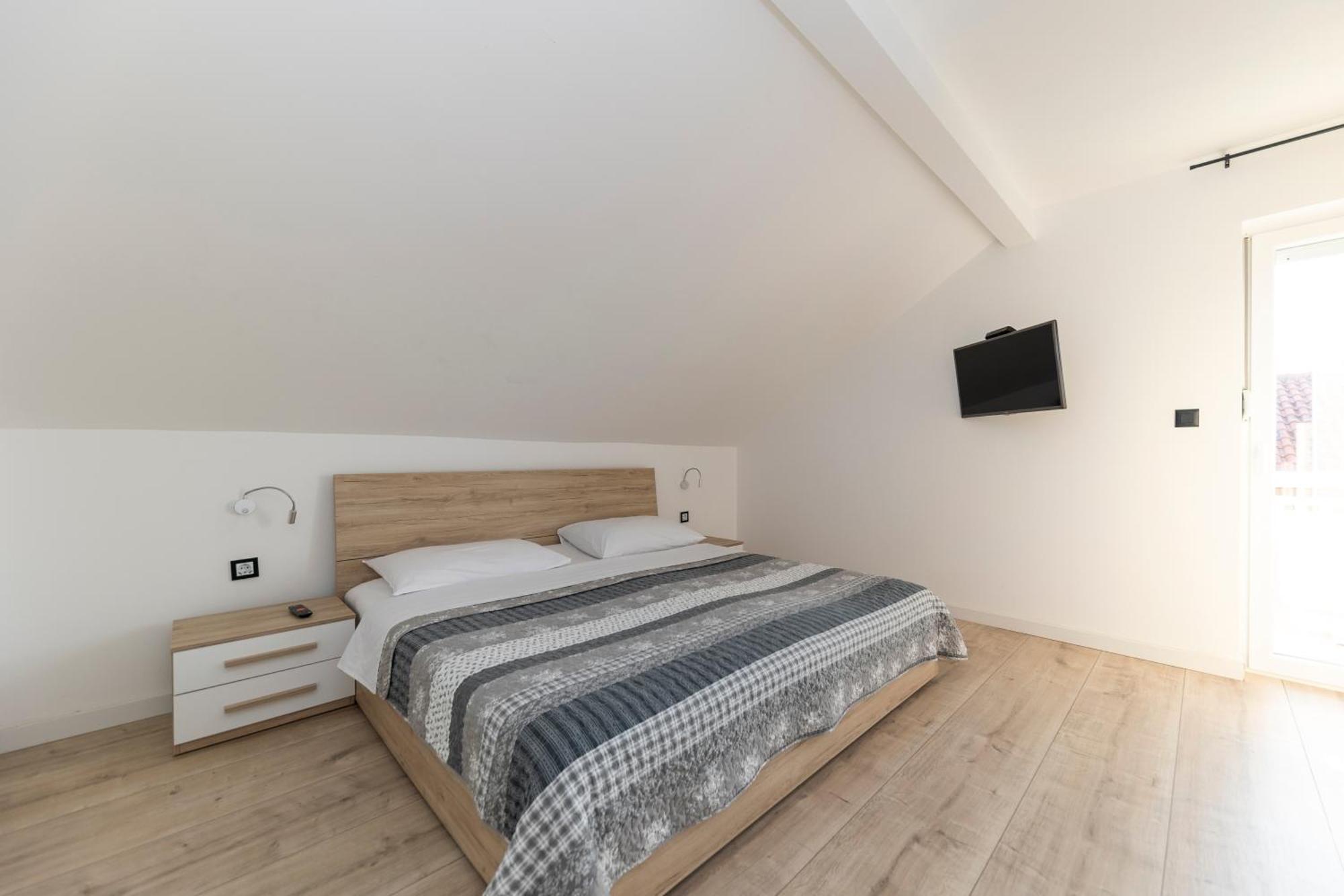 Family Apartments Zadar - Ryanair Exclusive מראה חיצוני תמונה